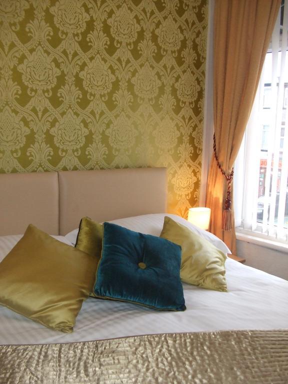 Cadeby Lodge Блэкпул Номер фото